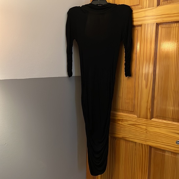 Dress - Picture 5 of 5